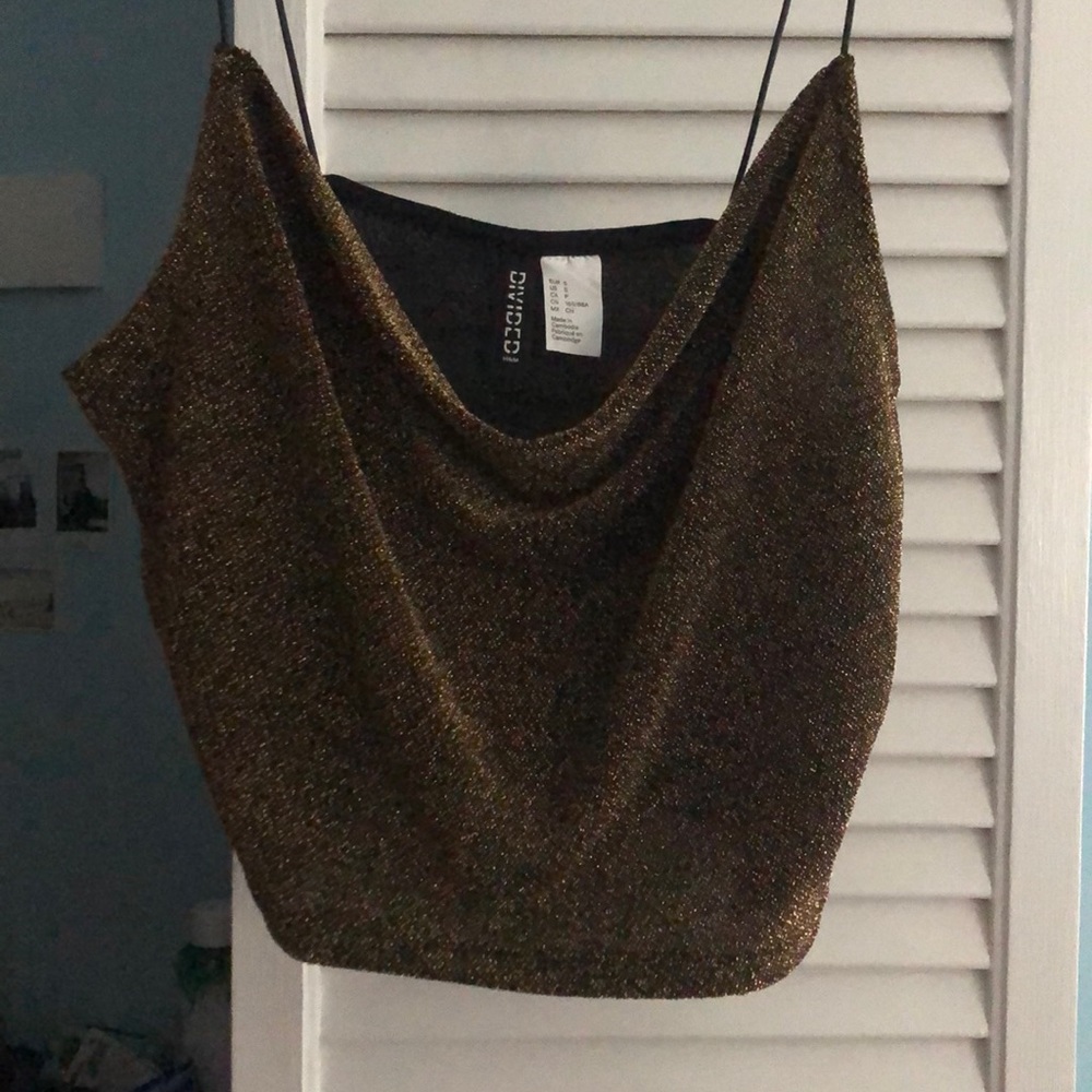 H&M fun top.
